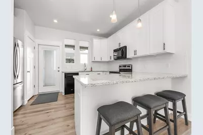 1636 N 1300 E, Payson, UT 84651 - Photo 2