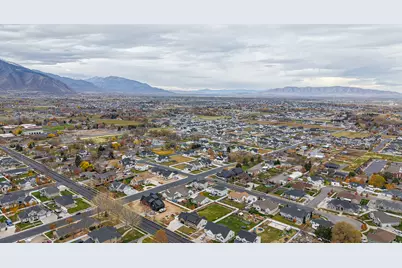 897 N Main St St, Mapleton, UT 84664 - Photo 40