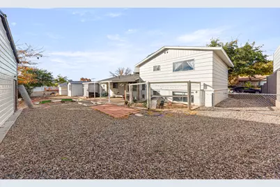 948 N 2050 Cir E, Saint George, UT 84770 - Photo 22