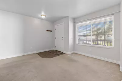 2474 N Dorchester Ave, Harrisville, UT 84414 - Photo 4