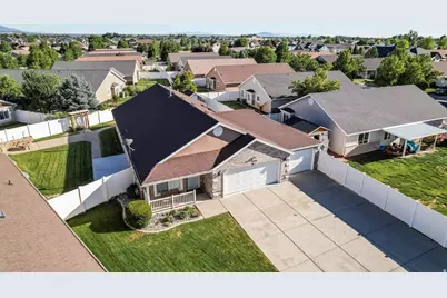 2474 N Dorchester Ave, Harrisville, UT 84414 - Photo 36