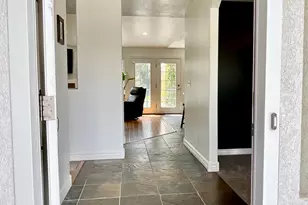 147 W 925 N, Centerville, UT 84014 - Photo 2