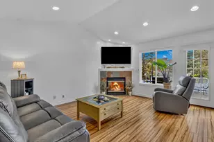 147 W 925 N, Centerville, UT 84014 - Photo 6