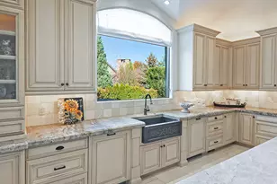 6176 S Verness Cv, Holladay, UT 84121 - Photo 18