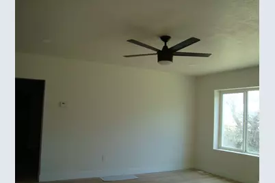 798 W Vine St, Tooele, UT 84074 - Photo 12