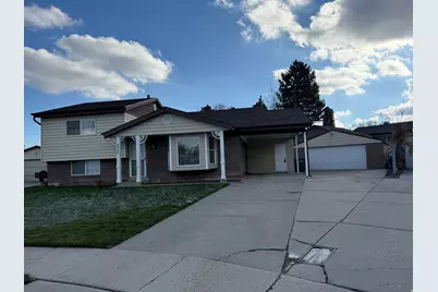 4460 S Jills Pl, West Valley, UT 84120 - Photo 2