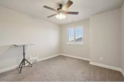 378 N Thurston Ln, Layton, UT 84040 - Photo 40