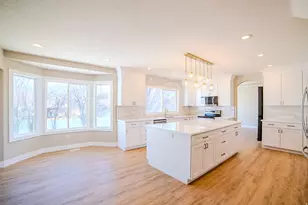 11711 Stone Crest Cir, Riverton, UT 84065 - Photo 6