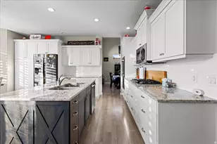 1072 Davenport Dr, Grantsville, UT 84029 - Photo 10