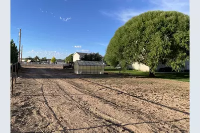 120 W 975 S, Roosevelt, UT 84066 - Photo 8