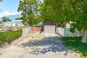 205 E Center St, Salem, UT 84653 - Photo 26