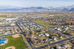 205 E Center St, Salem, UT 84653 - Photo 24