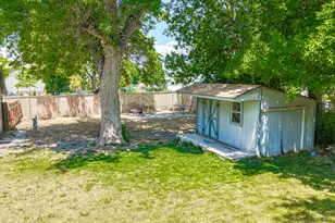 205 E Center St, Salem, UT 84653 - Photo 8