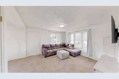 205 E Center St, Salem, UT 84653 - Photo 2