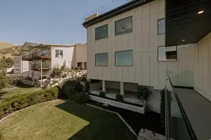 2244 S Lakeline Circle, Salt Lake City, UT 84109 - Photo 26