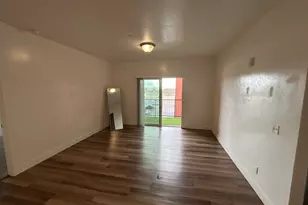 875 S Depot St E, Clearfield, UT 84015 - Photo 4