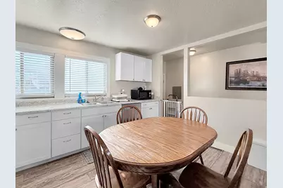 493 W 5100 S, Washington Terrace, UT 84405 - Photo 6