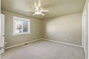 225 E 1350 N, Lehi, UT 84043 - Photo 12