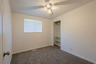 5068 S Cheerful Dr W, Taylorsville, UT 84123 - Photo 12