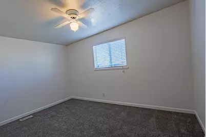 5068 S Cheerful Dr W, Taylorsville, UT 84123 - Photo 10