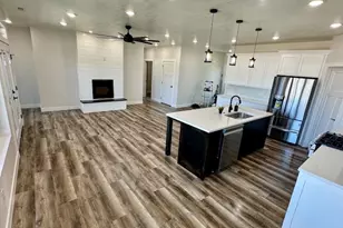 157 E 500 S, Fillmore, UT 84631 - Photo 8