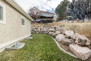 240 Bugle Way, Providence, UT 84332 - Photo 12