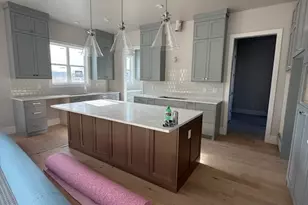 284 E Concord Farm Ln, Draper, UT 84020 - Photo 4