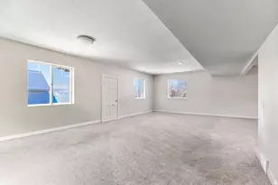 710 E 100 S, Hyde Park, UT 84318 - Photo 30