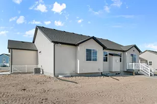 575 W Coyote Rdg Rd, Grantsville, UT 84029 - Photo 4