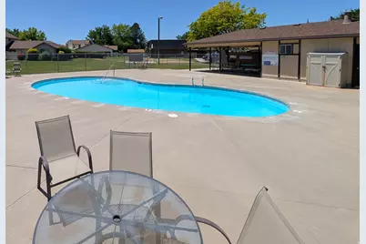 644 W Lamplighter Way S, Riverdale, UT 84405 - Photo 12
