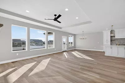 702 S 3600 W #101, West Weber, UT 84401 - Photo 16