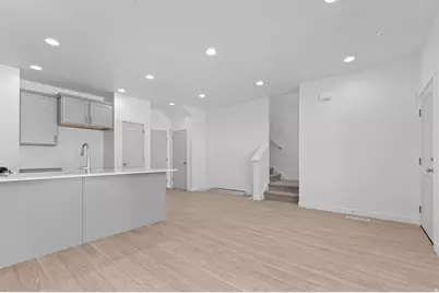 1824 N 3530 W, Lehi, UT 84043 - Photo 4