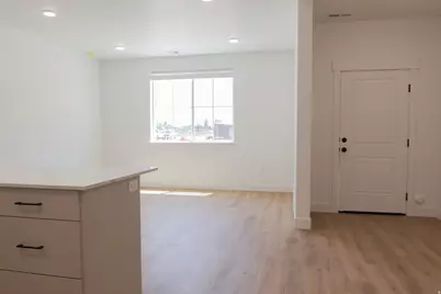 253 W 690 N, Smithfield, UT 84335 - Photo 8