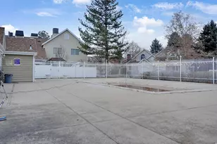 5224 S Spring Gate Dr E, Holladay, UT 84117 - Photo 22