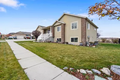 888 W Red Hen, Saratoga Springs, UT 84045 - Photo 40