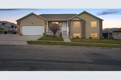 888 W Red Hen, Saratoga Springs, UT 84045 - Photo 2