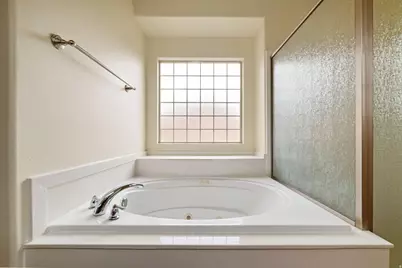 922 E Silver Shadows Dr S, Washington, UT 84780 - Photo 14