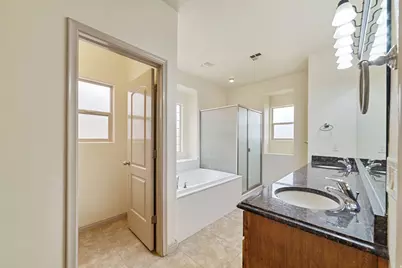 922 E Silver Shadows Dr S, Washington, UT 84780 - Photo 12