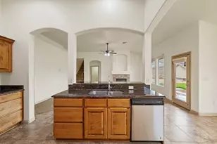 922 E Silver Shadows Dr S, Washington, UT 84780 - Photo 12