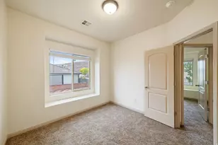 922 E Silver Shadows Dr S, Washington, UT 84780 - Photo 18