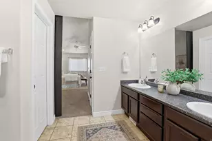 2268 S 2205 W, Woods Cross, UT 84087 - Photo 30