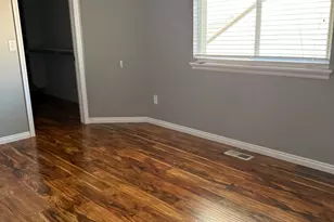 2303 N 300 W, Harrisville, UT 84414 - Photo 20