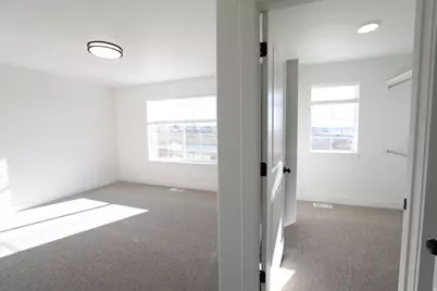 255 W 690 N, Smithfield, UT 84335 - Photo 8