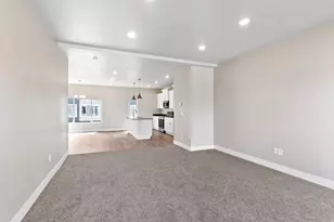 623 E 730 N, Hyrum, UT 84319 - Photo 6