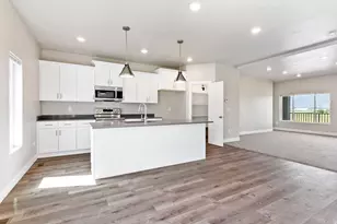 623 E 730 N, Hyrum, UT 84319 - Photo 2