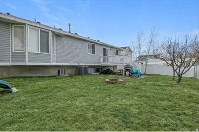 597 E 700 N, Tooele, UT 84074 - Photo 18