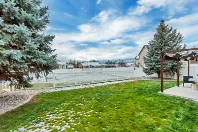 154 E 2325 S, Clearfield, UT 84015 - Photo 32