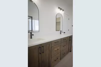 128 W 650 N, Smithfield, UT 84335 - Photo 10