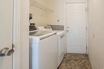 3529 W 700 N, Maeser, UT 84078 - Photo 10