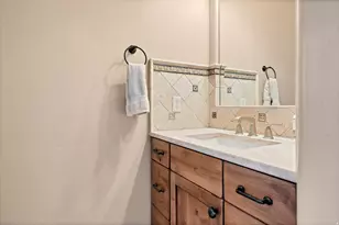 996 Homestead Cir, Saint George, UT 84770 - Photo 32